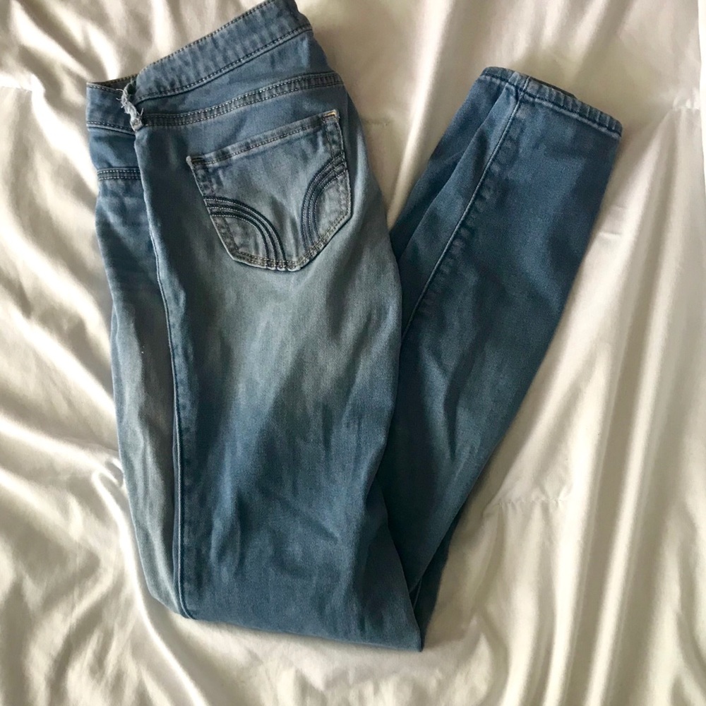 Hollister Light Wash Jean Leggings Size 5 LONG